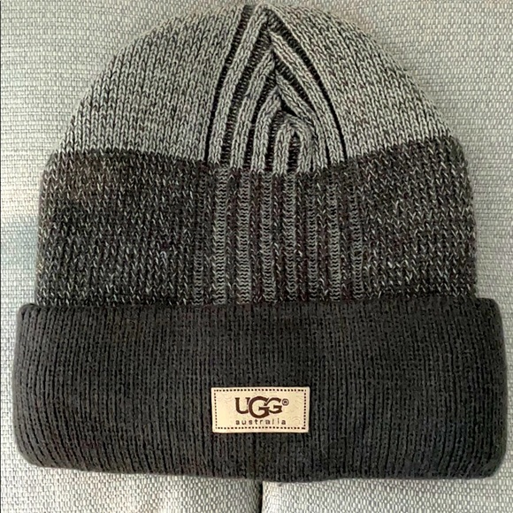 UGG Other - Ugh Australia Mens Beanie Hat Sherpa lined winter
